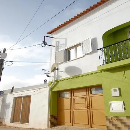 Algarve Surf & ホステル