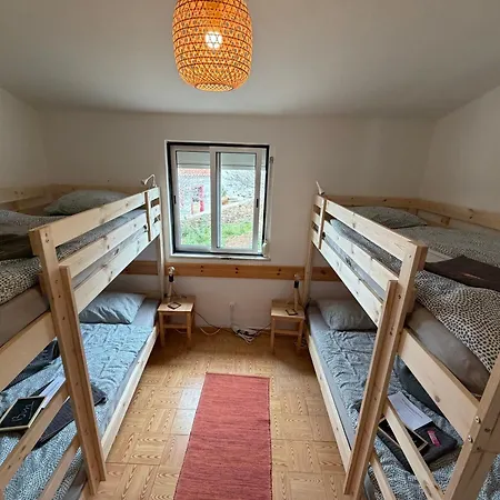 Hostel Algarve Surf & *